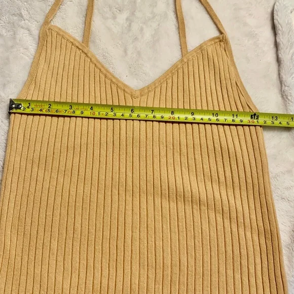 Kendall & Kylie Crop Top Small Gold Ribbed V-Neck Rayon Nylon Thin Straps EUC - Picture 10 of 12